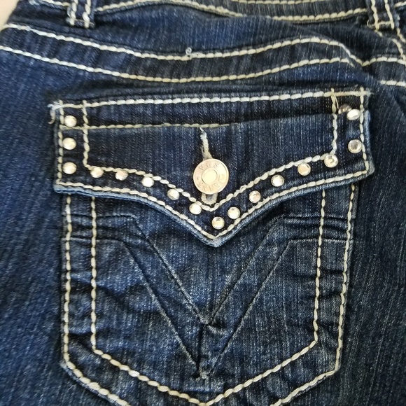 VGS Capri Cuffed Jeans - Picture 8 of 8
